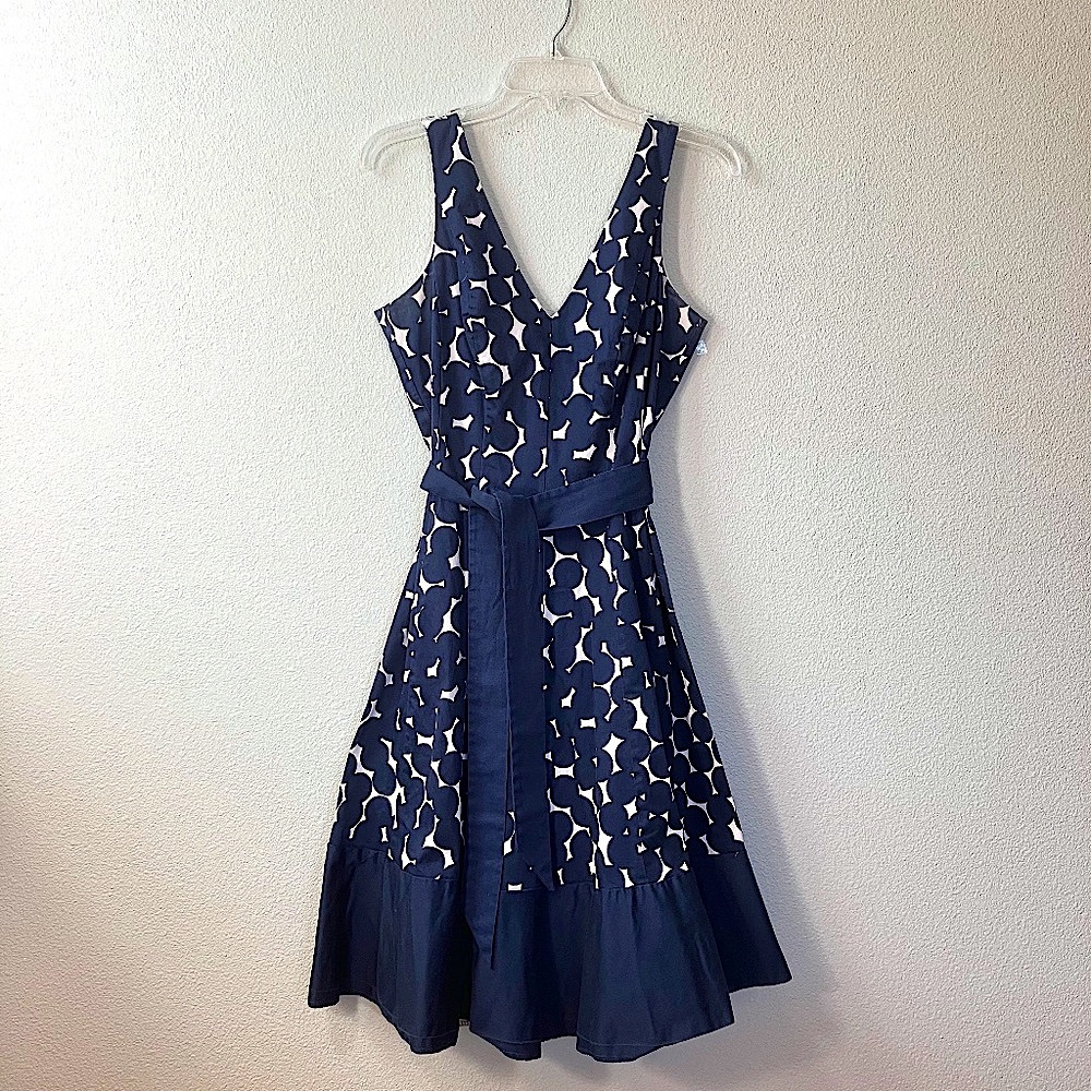Navy polka dotted belted dress, Nine West size 10 - Picture 3 of 12